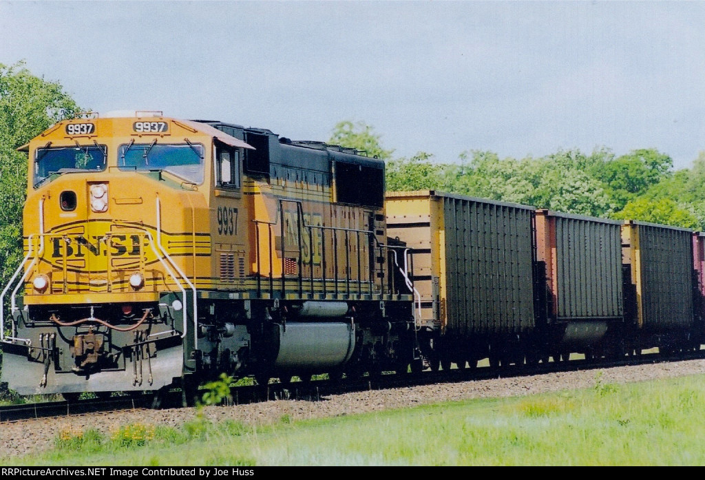 BNSF 9937 East